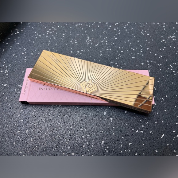 CHARLOTTE TILBURY | LIMITED EDITION INSTANT EYE PALETTE PILLOW TALK - Picture 12 of 15